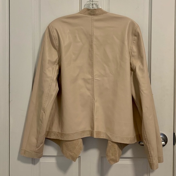 NWOT BB Dakota Teagan Reversible Jacket, Beige, L - Picture 10 of 12